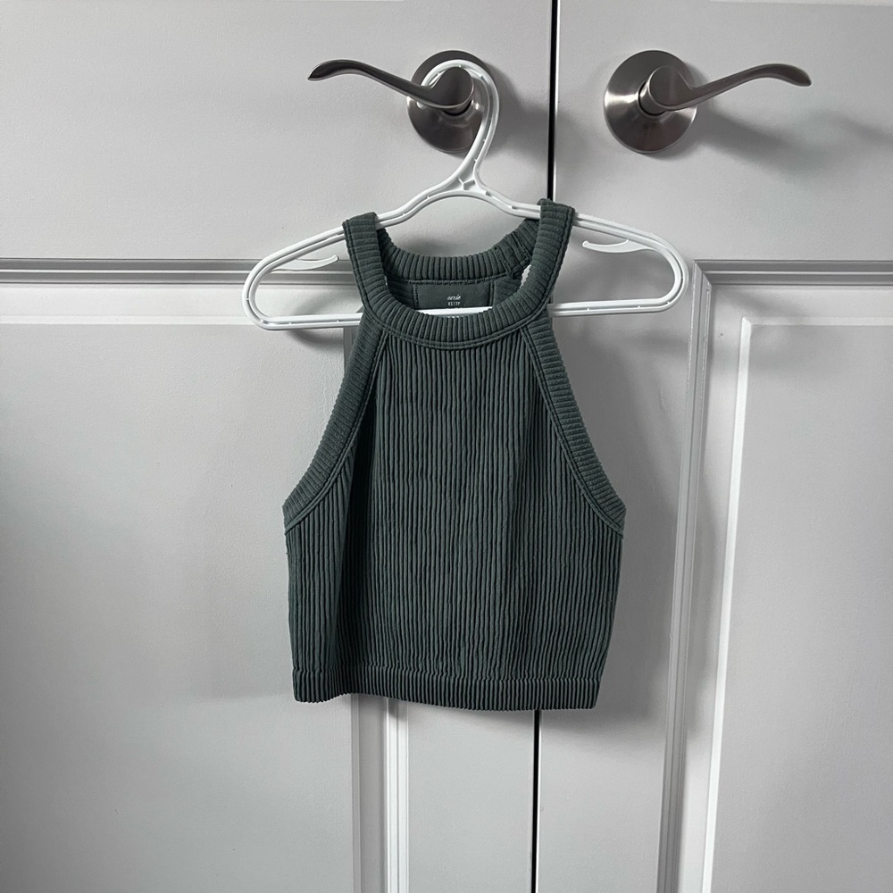 ✨2/$15 AERIE Tank